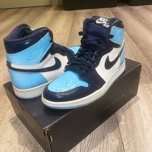 Woman’s Air Jordan 1 Retro High OG “Blue Chills”